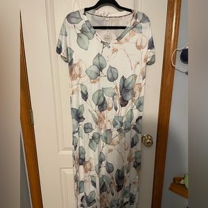 NWT white floral dress